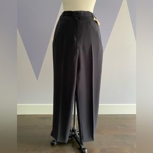 Women’s trousers